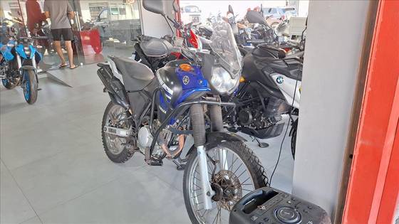 YAMAHA XTZ 250 TÉNÉRÉ YAMAHA XTZ 250 TÉNÉRÉ